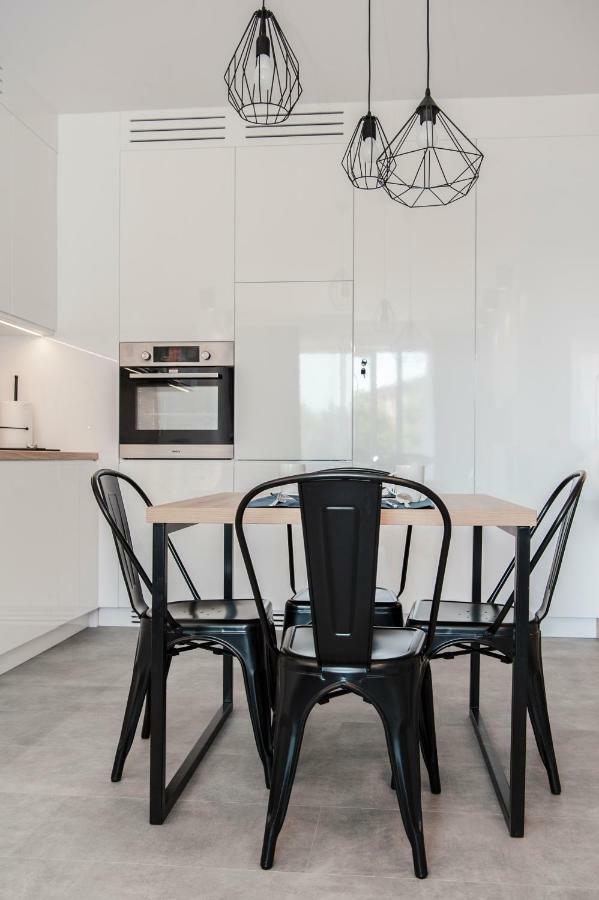 Unique 3City Apartments - Grey Apartment Γκντανσκ Εξωτερικό φωτογραφία